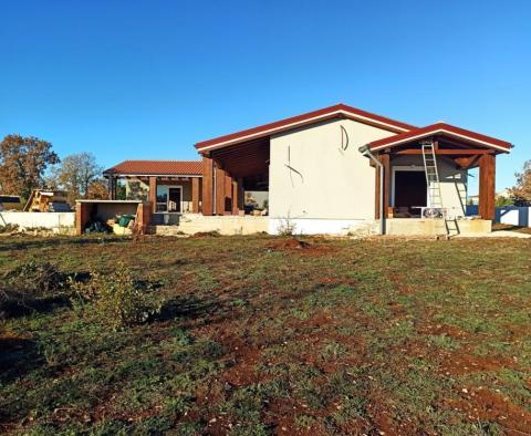 Villa en phase finale de construction à Štokovci, Svetvinčenat - pic 9