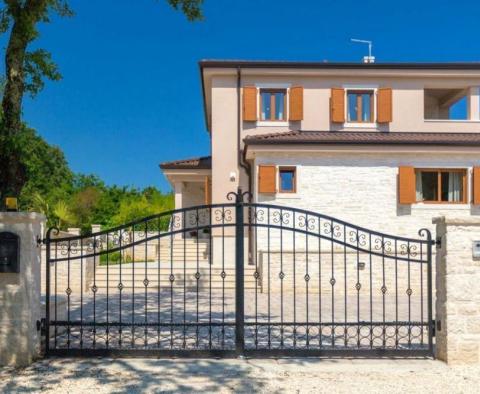 Luxury family villa in idyllic surroundings of Rovinjsko Selo just a few from popular touristic Rovinj - pic 5