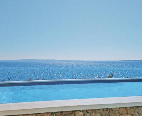 A perfect alternative to the privacy on the island - gorgeous seafront villa on Pag peninsula on the mainland - pic 8