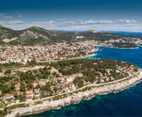 Urbanisiertes Grundstück auf der Insel Hvar, nur 60 Meter vom Strand entfernt - foto 2