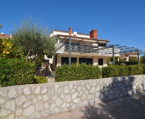 Detached house with sea view and mediterranean garden in the area of Krk town, just 300 meters from the sea! 