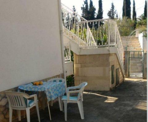 Apartmanház a tengerhez vezető első vonalon Vrboskoban, Hvarban - pic 14