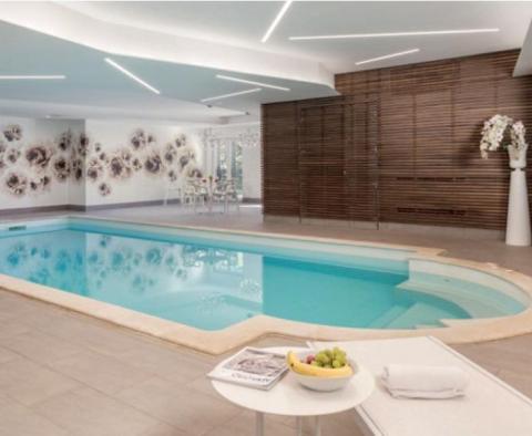 Fantastická turistická nemovitost s 6 luxusními apartmány u písečné pláže na Opatijské riviéře - pic 27