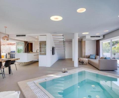 Ultramodern 4**** star villa on Hvar with indoor and outdoor swimming pools - pic 12