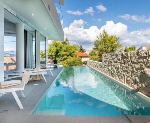 Ultramodern 4**** star villa on Hvar with indoor and outdoor swimming pools - pic 10