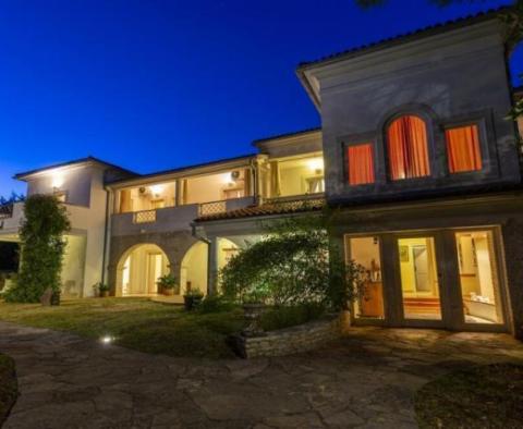 Luxury villa on a large land plot 4136 m2 in a rustic area 