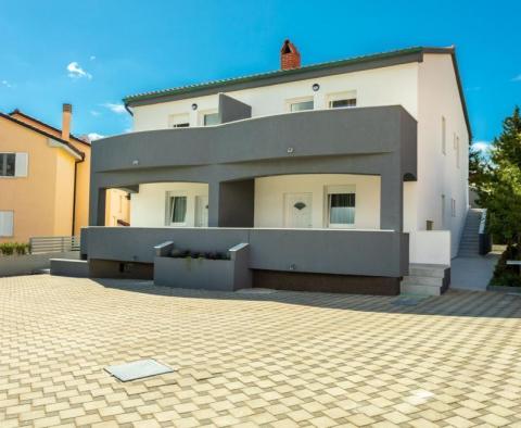 Semi-detached villetta with pool just 100 meters from the sea! - pic 6