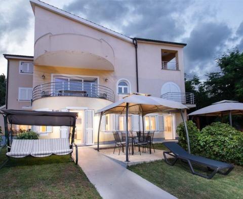 Ground floor in Volosko with garden and wonderful sea view divided into several apartments for renting - pic 6
