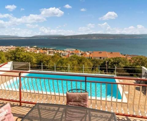 Turistická nemovitost s několika apartmány a výhledem na moře v Crikvenici - pic 6