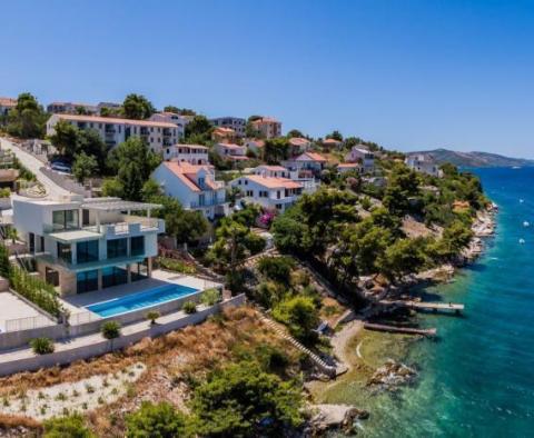 Красивая новая современная вилла на продажу на Чиово всего в 90 метрах от моря - фото 16