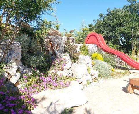 Luxury villa with pool of 150m2 in Sveti Petar u Sumi - pic 23