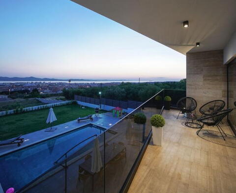 Faszinierende moderne Villa mit Blick auf den Archipel der Zadar-Inseln - foto 13