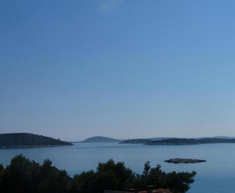 Apart-house with 10 apartments for sale in Marina on the way from Trogir to Rogoznica - pic 2