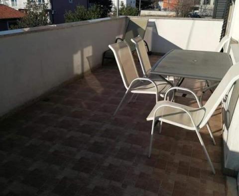 Super-offer in Novigrad - Penthouse apartment of 160m2 for renovation with a beautiful sea views - pic 3