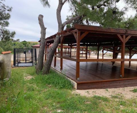 Telkek Punatban Krk szigetén, az első építési vonalon a tenger felé és felfelé - pic 7