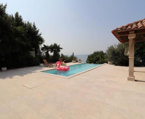 Fascinating family villa with swimming pool and landscaped garden in Volosko - pic 14