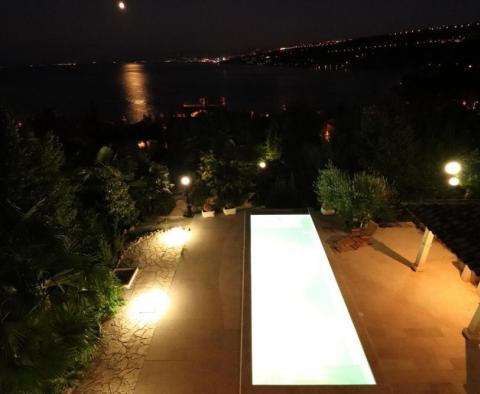 Fascinating family villa with swimming pool and landscaped garden in Volosko - pic 24