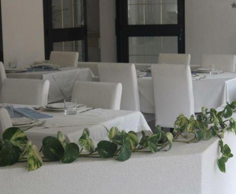 Boutique-hotel for sale in Basanja area near Umag just 850 meters from the beaches - pic 8