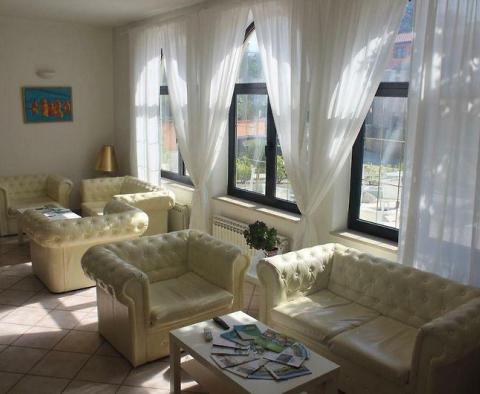 Boutique-hotel for sale in Basanja area near Umag just 850 meters from the beaches - pic 7