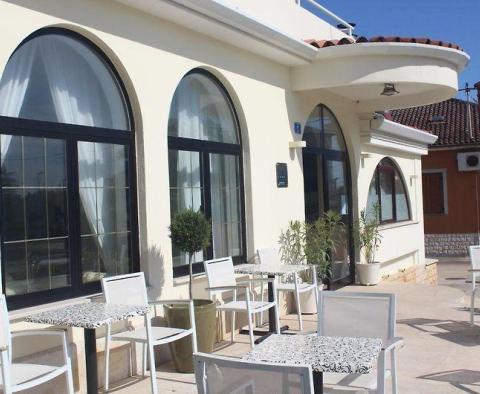 Boutique-hotel for sale in Basanja area near Umag just 850 meters from the beaches - pic 14
