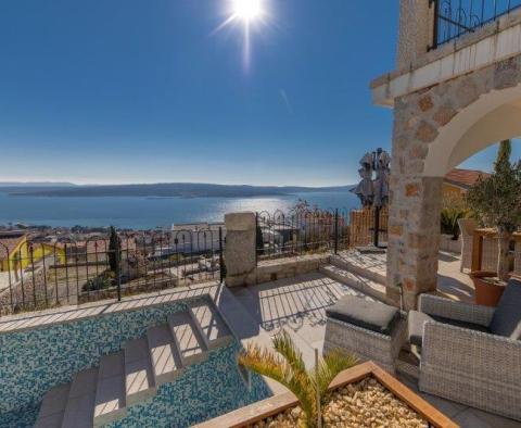Exclusive family villa with a beautiful panoramic sea view - pic 14