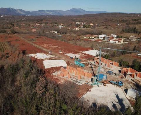 Attached villa under construction in a new complex of 40 villas with swimming pools - pic 6