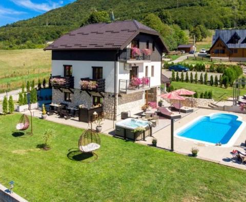 Fantastique villa familiale avec piscine sur les lacs de Plitvice - pic 3