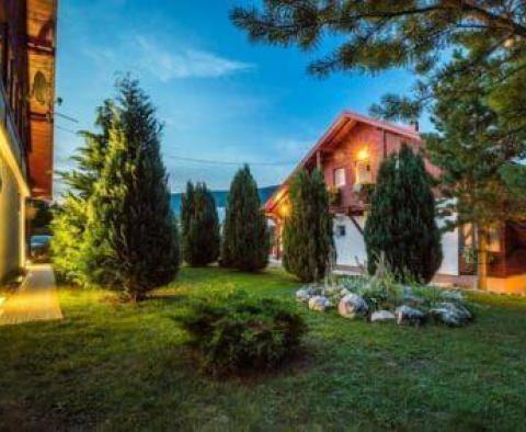 Beautiful tourist property with restaurant for sale near Plitvice lakes 
