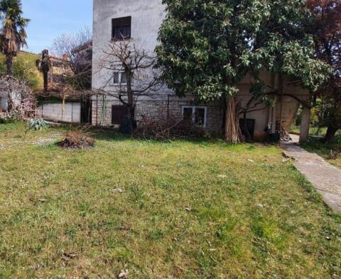 Heißes Angebot im boomenden Rovinj - zwei Apartments mit großem Garten und Garage nur 600 Meter vom Meer entfernt - foto 35