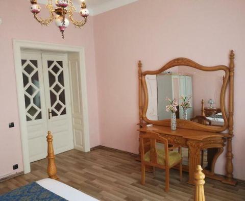 Spacious solid home in Kaštanjer, Pula, 2 km from the sea - pic 18