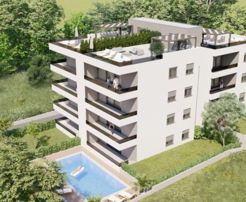 Moderne neue, hochmoderne Residenz auf Ciovo, nur 100 Meter vom Strand entfernt - foto 23