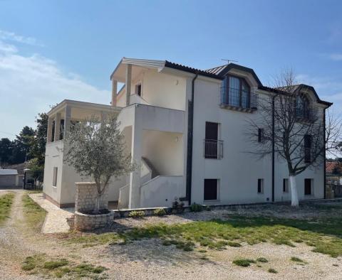 Hotel for sale in Umag area - pic 2