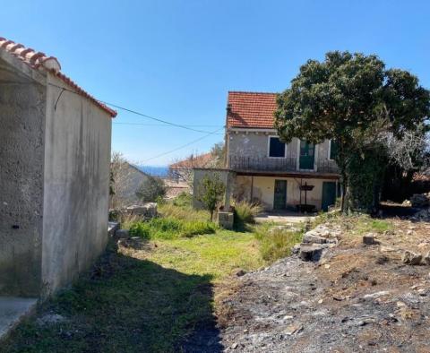 Deux maisons à moderniser à Selca, Brac avec vue sur la mer - pic 4