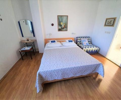 Appartement de trois chambres en bord de mer directement sur Makarska riva! - pic 7