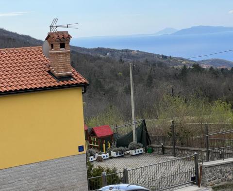 Романтическая изолированная вилла с видом на море в Мошенице - фото 24