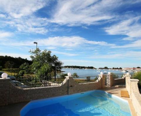 Бутик-отель в итальянском стиле на берегу моря с 7 апартаментами в Медулине - фото 82