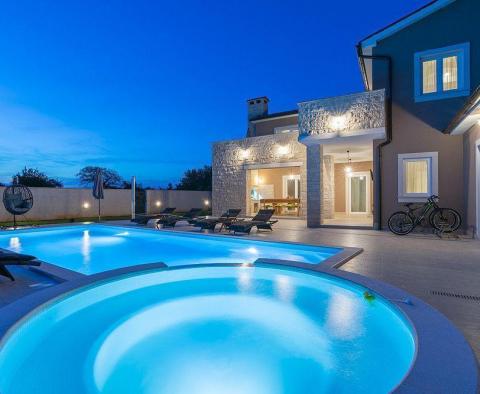 Dream property in Vrsar -luxury villa on a spacious garden of 1927 sq.m. with distant sea view - pic 51