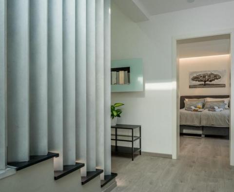 Villa design élégante avec piscine dans le quartier de Rabac-Labin - pic 15