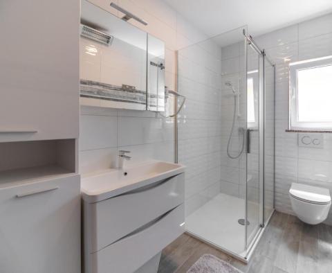 Mini-hotel w Peroj, zaledwie 600 metrów od morza, łącznie 20 pokoi - pic 38