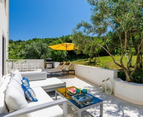 Nouvelle villa moderne à la périphérie de Dubrovnik en première ligne de mer à seulement 30 mètres de la plage - pic 10