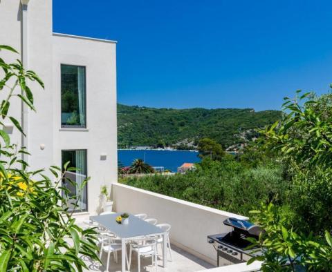 Nouvelle villa moderne à la périphérie de Dubrovnik en première ligne de mer à seulement 30 mètres de la plage - pic 35