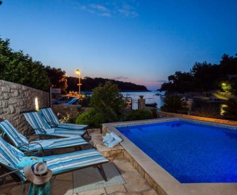 Seafront villa for sale on Korcula island with mooring possibility - pic 20