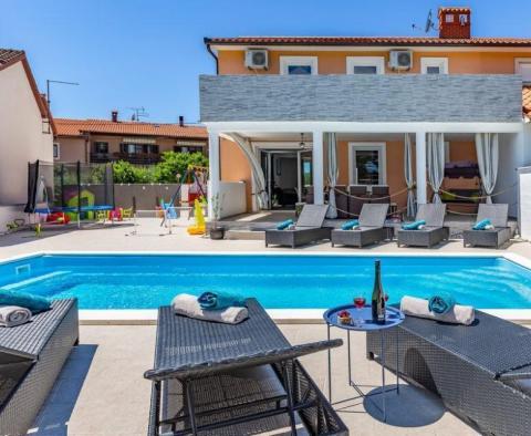 Preisgünstige Villa in Marcana mit Swimmingpool - foto 4