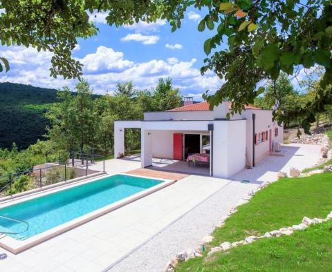Wunderschöne Villa mit abgeschiedenem Swimmingpool und fantastischer Aura - foto 3