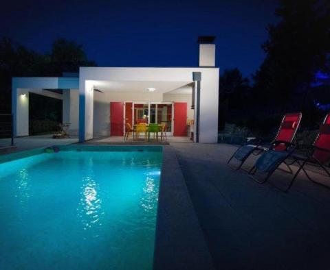 Wunderschöne Villa mit abgeschiedenem Swimmingpool und fantastischer Aura - foto 35