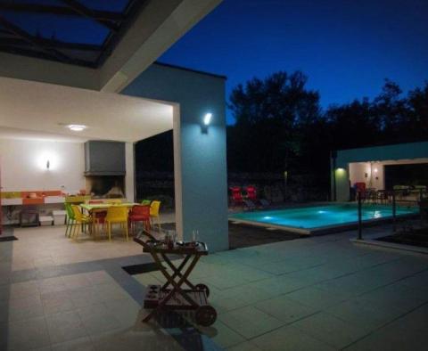 Wunderschöne Villa mit abgeschiedenem Swimmingpool und fantastischer Aura - foto 40
