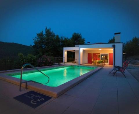 Красивая вилла с уединенным бассейном и фантастической аурой - фото 43