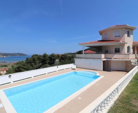 Fantastique villa de luxe avec vue sur la mer sur l'île de Rab à Supetarska Draga 