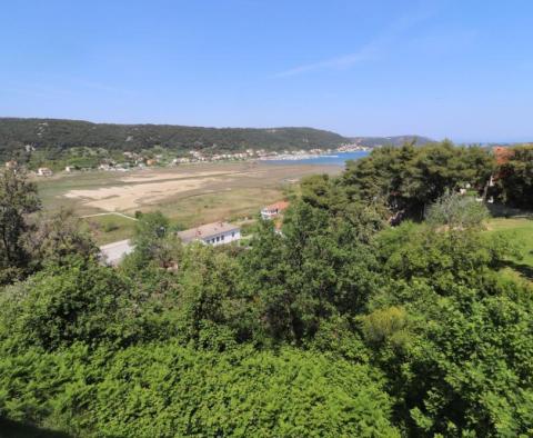 Villa and apartment house in a great location on Rab island in Supetarska Draga - pic 23