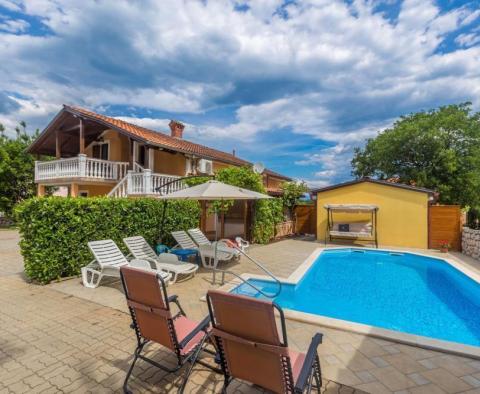 Schöne Villa mit Swimmingpool in Malinska, Malinska-Dubašnica - foto 5